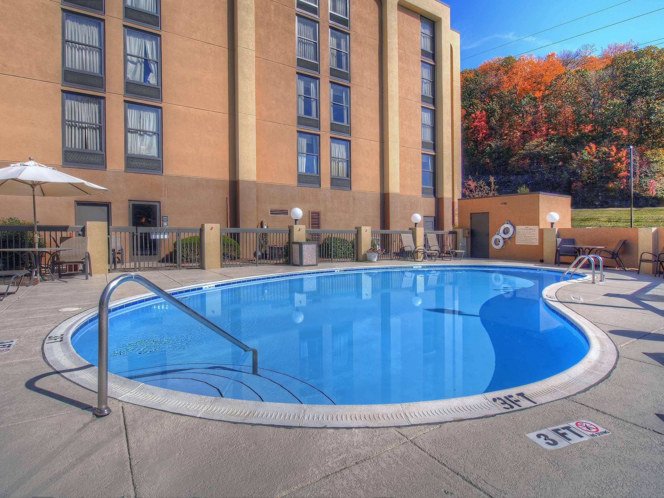 Hampton Inn Бристоль Екстер'єр фото