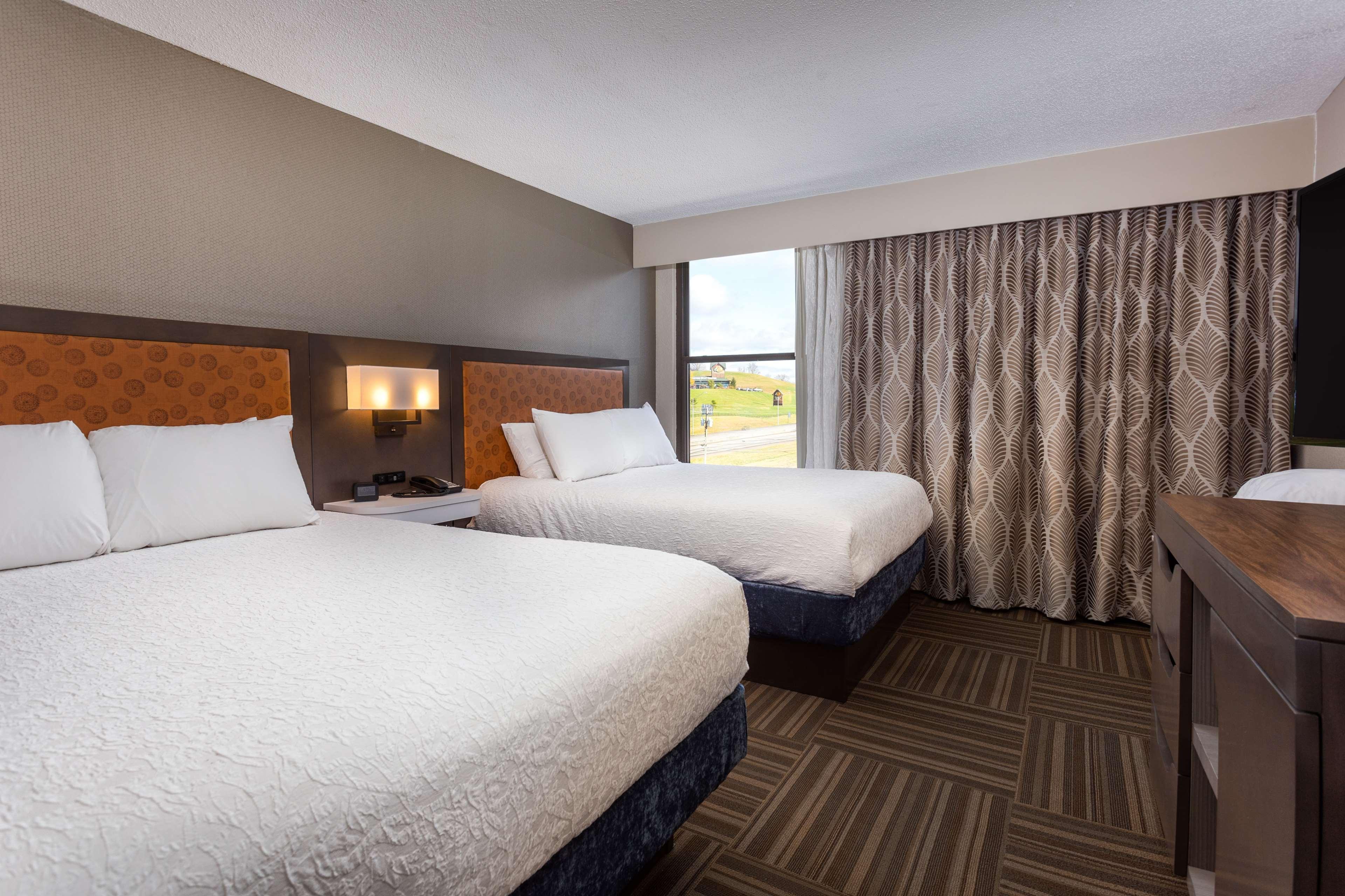 Hampton Inn Бристоль Екстер'єр фото