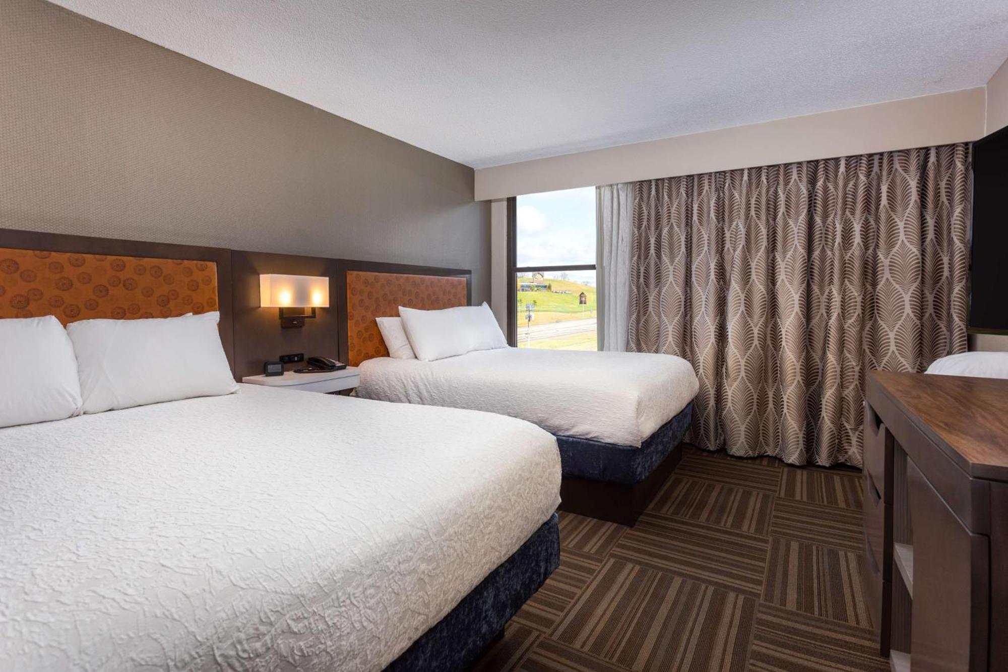 Hampton Inn Бристоль Екстер'єр фото