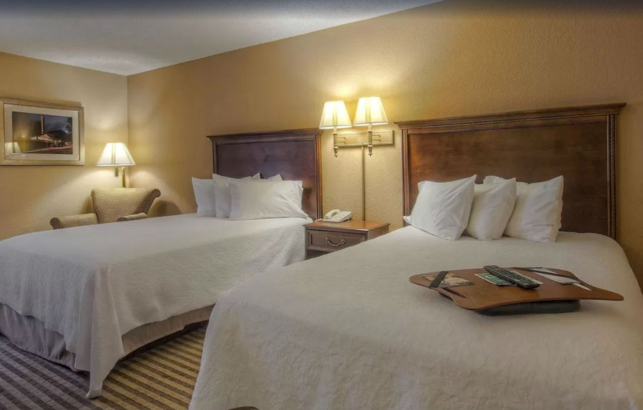 Hampton Inn Бристоль Номер фото